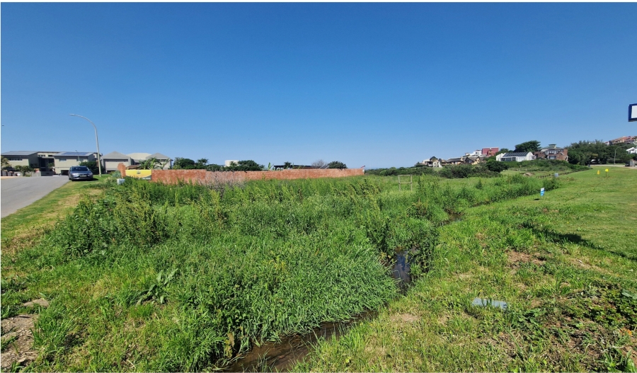 0 Bedroom Property for Sale in Wavecrest Eastern Cape